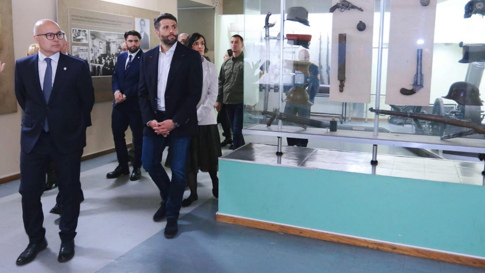 Šapić i Vučević posetili Vojni muzej na Kalemegdanu
